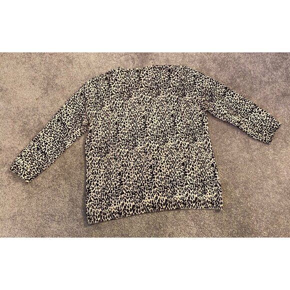 August Silk Silx Cardigan Buttons Leopard Print Stretch Sweater Large - Picture 3 of 10